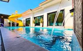 Baan Big Family Pool Villa
